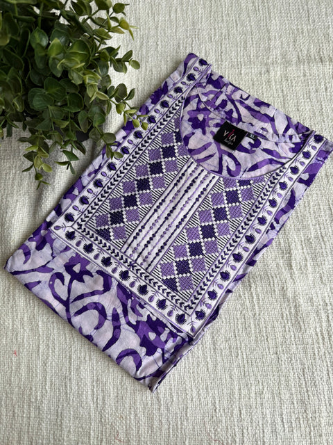 XL size Batik printed cotton nighty