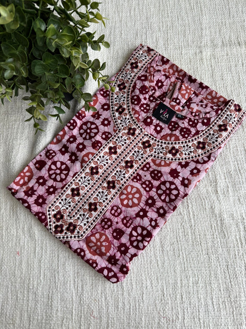 XL size Batik printed cotton nighty