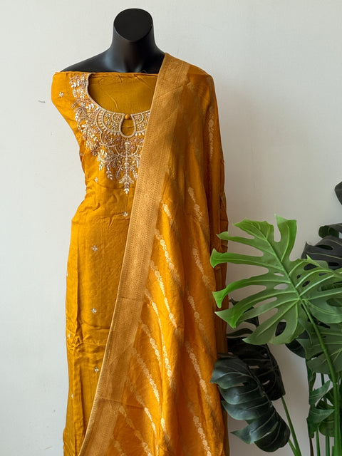 Neck emb russian silk suit material
