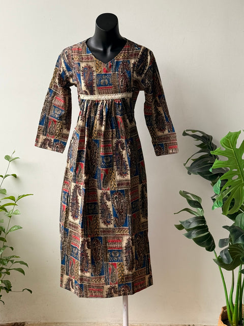 L size printed A line kurti