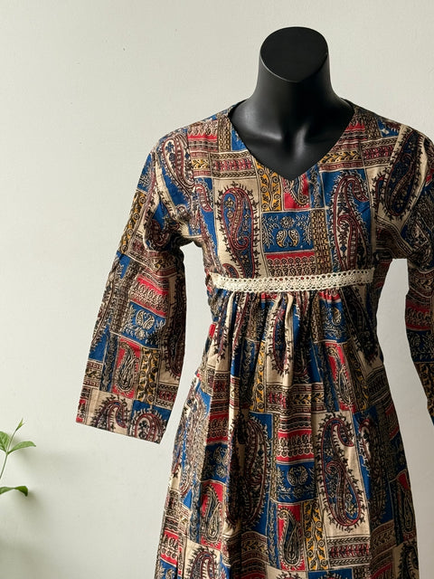 L size printed A line kurti
