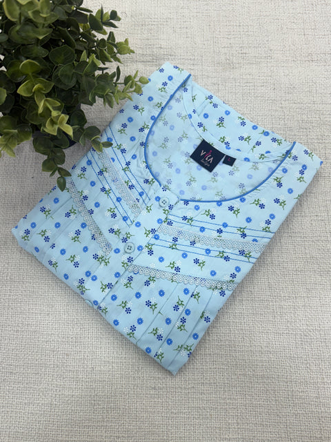 Printed poly cotton nighty