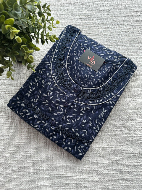L and XL size printed Alpine nighty
