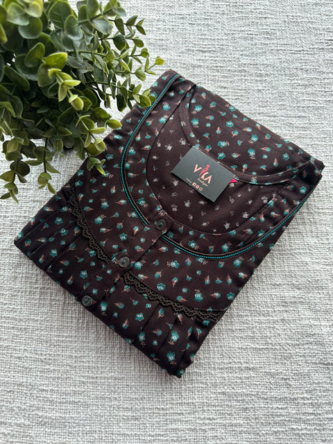 L and XL size printed Alpine nighty