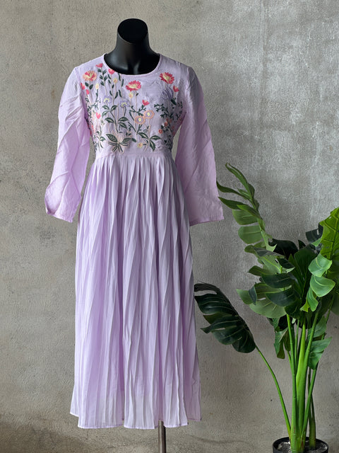 Embroidered purple Viscose dress