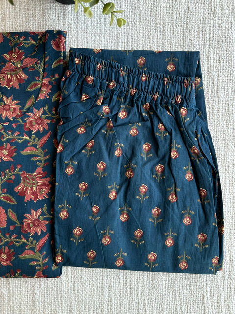 L size printed Cord Night suit