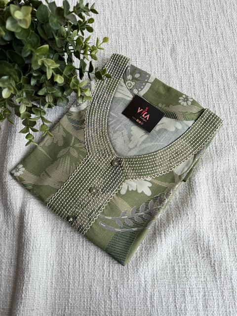 L and XL size Printed Alpine nighty