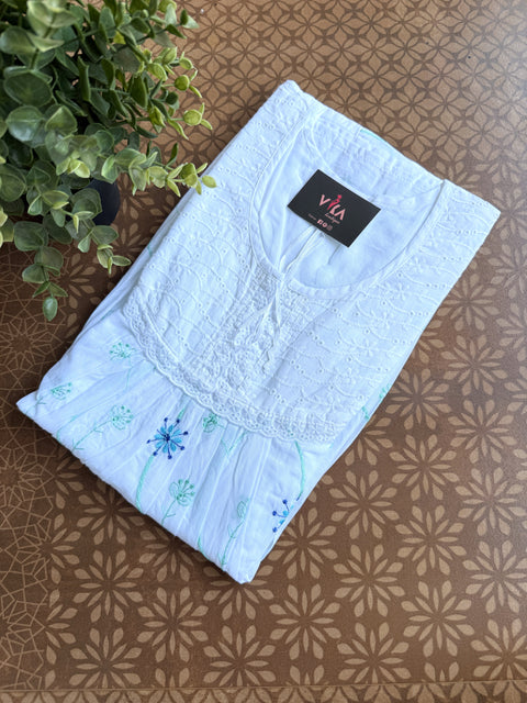Yoke Pastel emb pure cotton nighty - White
