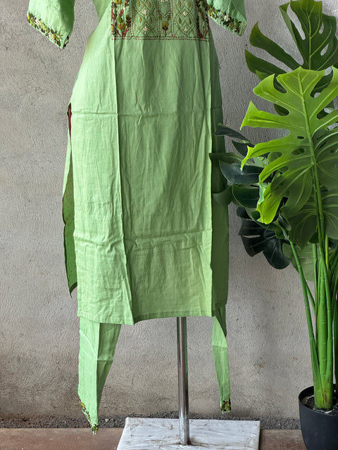 Hand embroidery soft cotton kurti pant