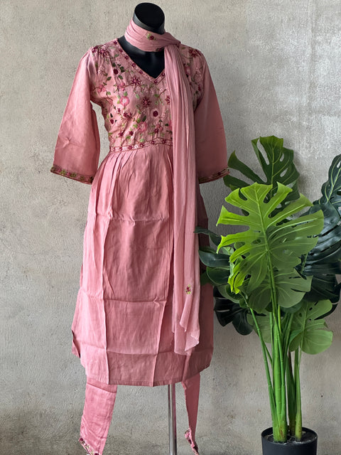 Hand embroidery Roman silk kurti pant set