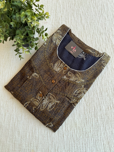 XL size printed Alpine nighty