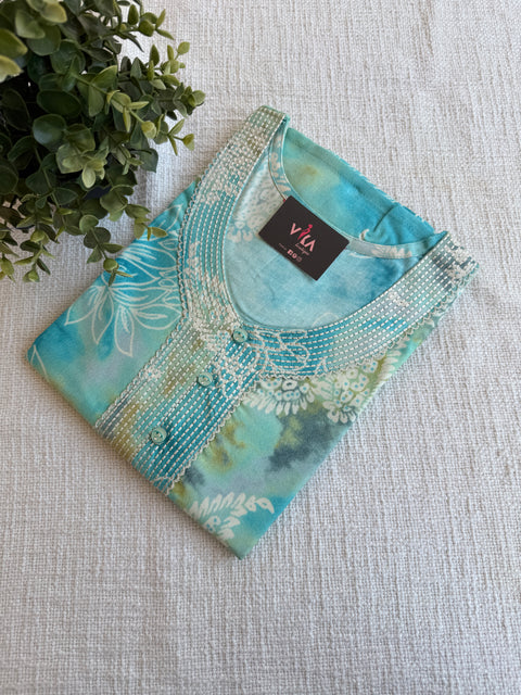 XXL size printed Alpine nighty