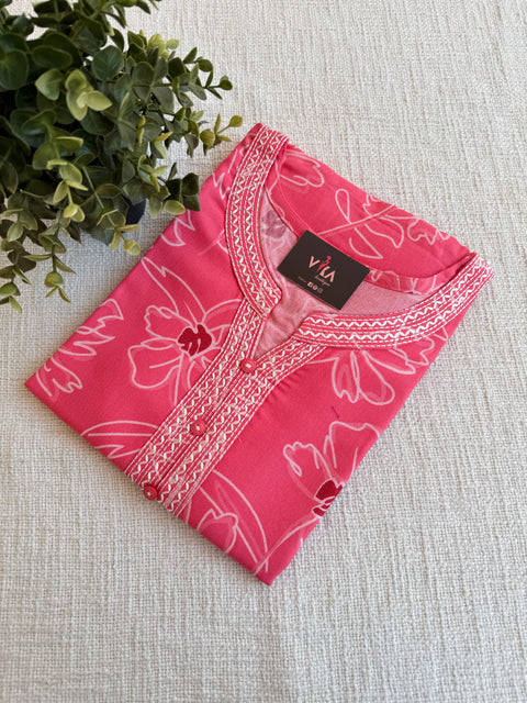 XL size printed Alpine nighty