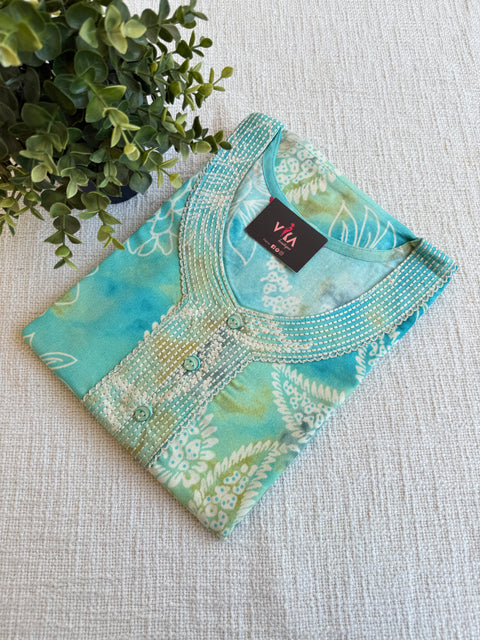 XL size printed Alpine nighty