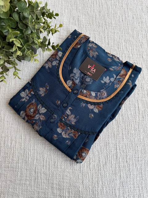 L size printed Alpine nighty