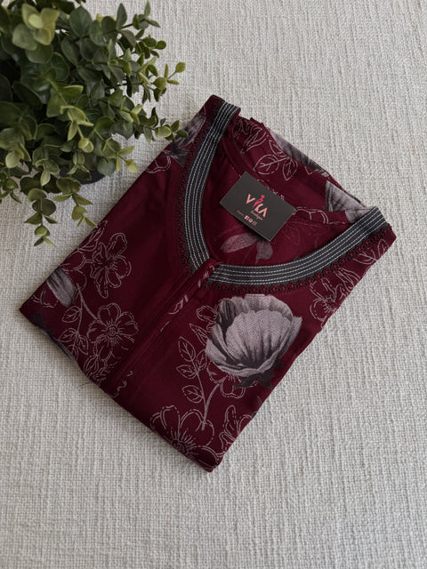 L size printed Alpine nighty