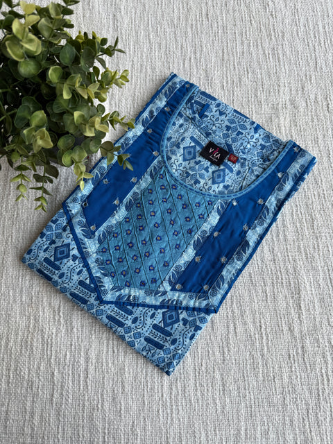 M size slim fit printed cotton nighty