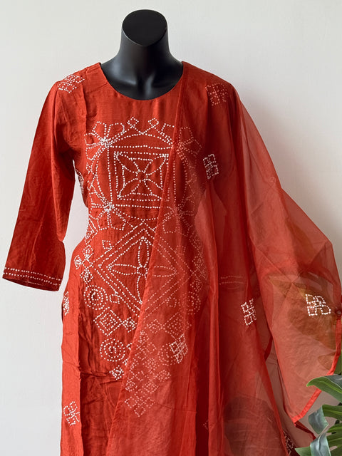 Knot work muslin kurta pant set