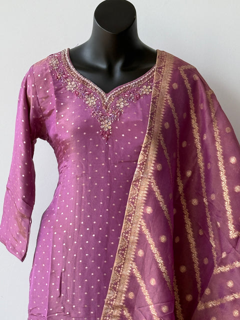 Banaras Tissue kurta pant set