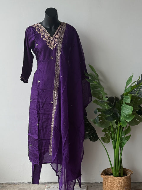Neck work muslin kurta pant set