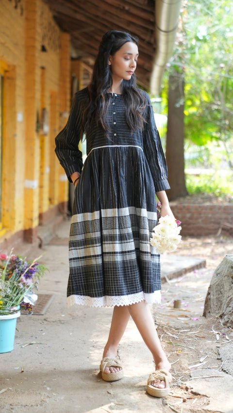 Black weaving cotton dress