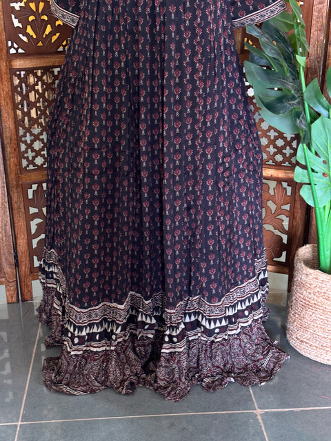 Partywear printed maxi Gown - Size 38
