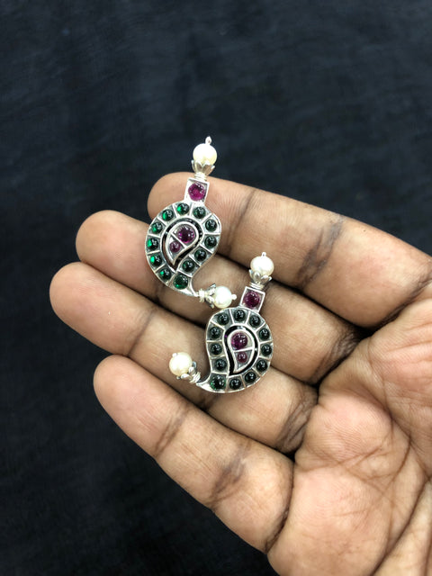 925 silver paisley pearl earring - Green