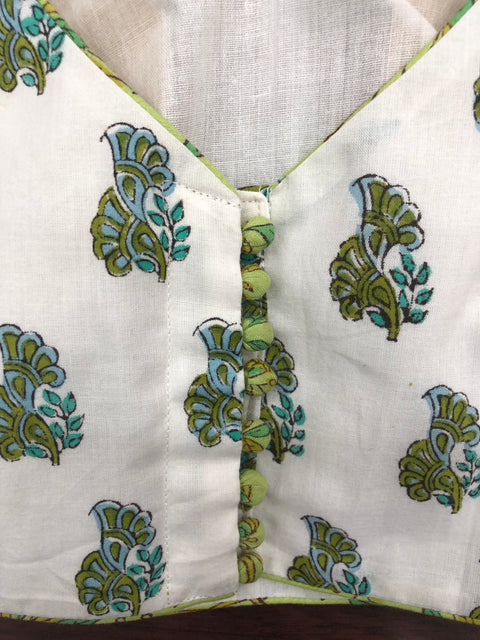 White green 3/4th sleeve blouse